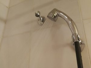 シャワーの出し方